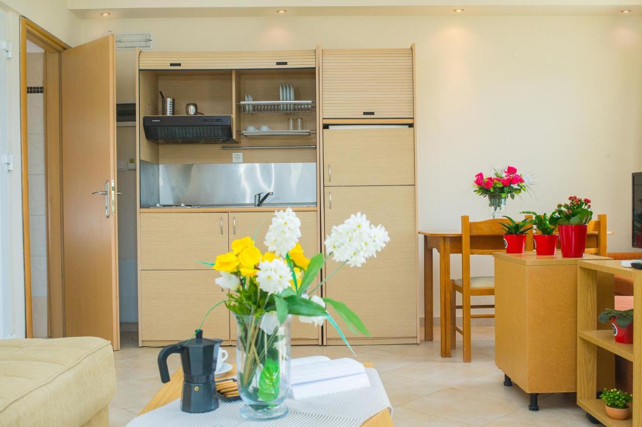 Apartamento Monopetro Metamorfosi  Exterior foto