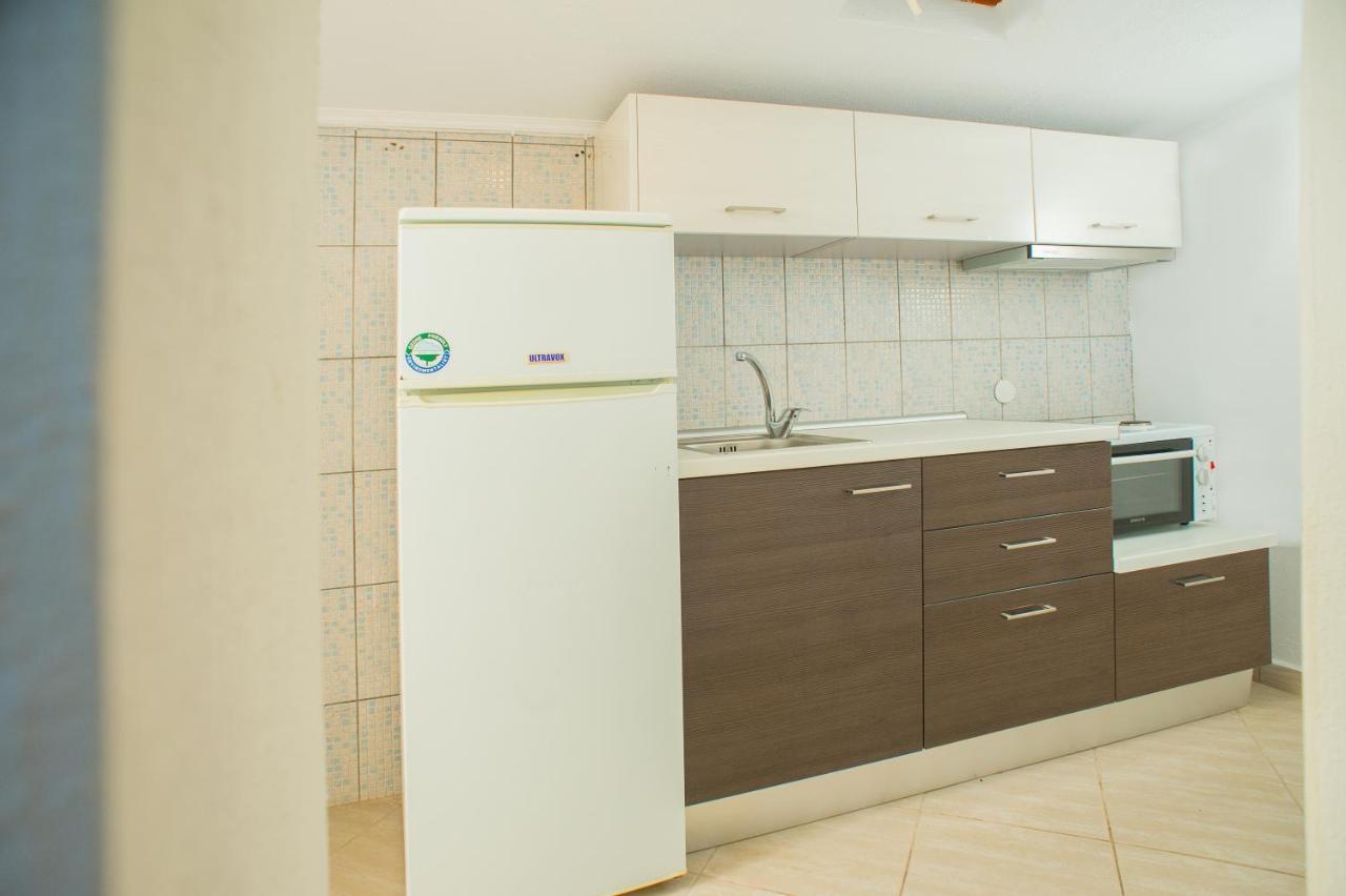 Apartamento Monopetro Metamorfosi  Exterior foto