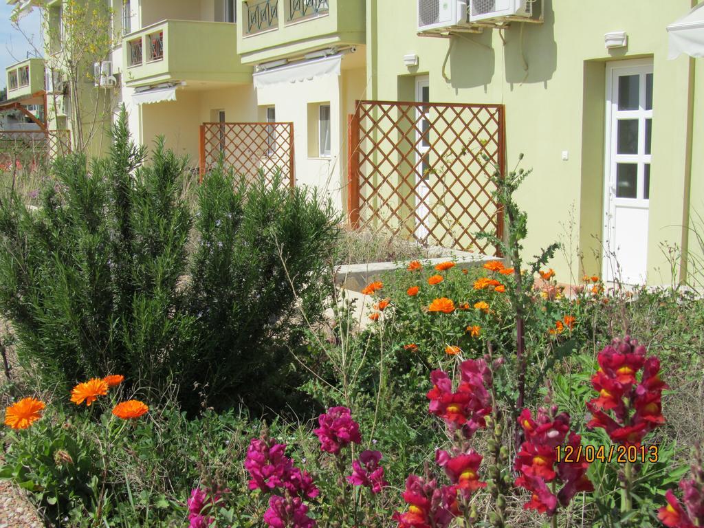 Apartamento Monopetro Metamorfosi  Exterior foto
